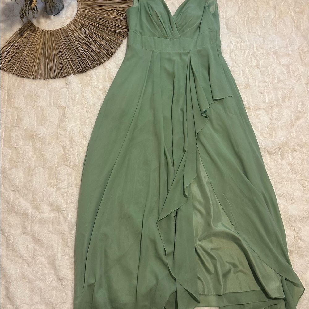 Elegant Green Women's Dress